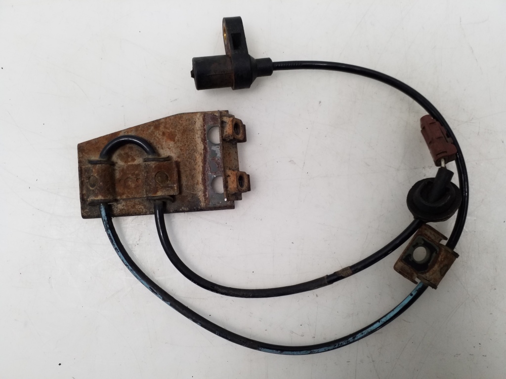 SUBARU Forester SF (1997-2002) Front Right ABS Sensor 27540AC090 21219561