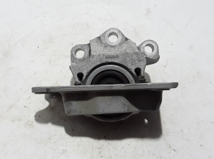 Gearbox mount - 31339949