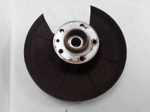  Rear hub 