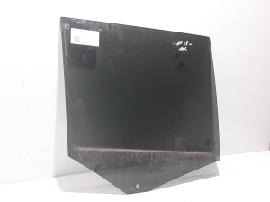 Tagumise külgukse klaas - 31371003