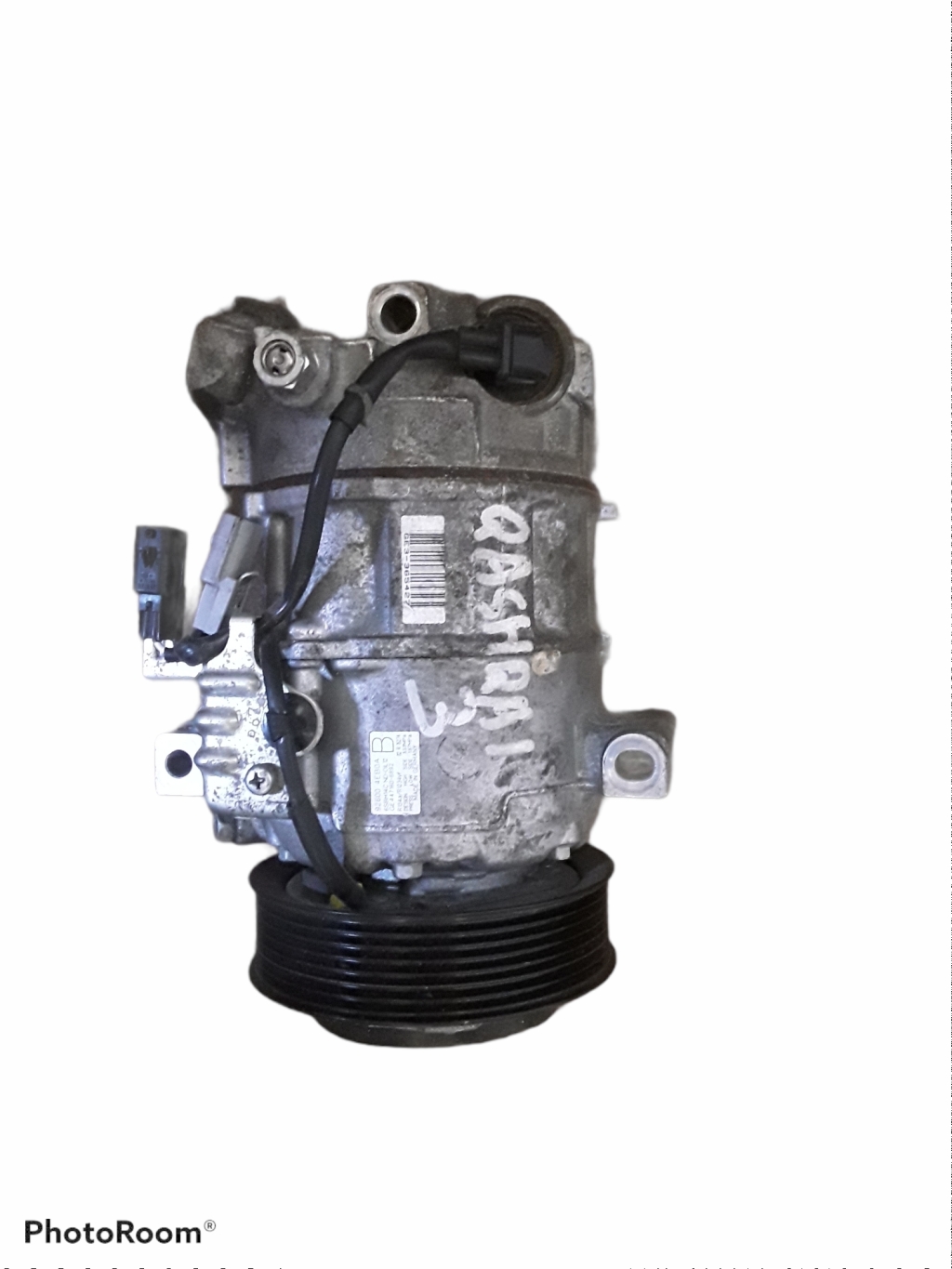 Used NISSAN Qashqai Air conditioner compressor 926004EB0A