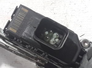 Opel Astra G (1998–2004) Priekšējo durvju logu pacēlājs 90543917 - 2