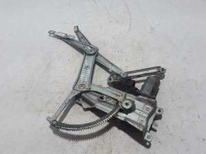 Opel Astra G (1998–2004) Priekšējo durvju logu pacēlājs 90543917 - 3