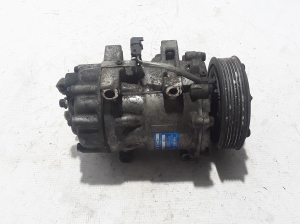  Air conditioner compressor 