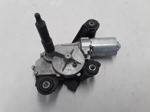  Rear wiper motor 