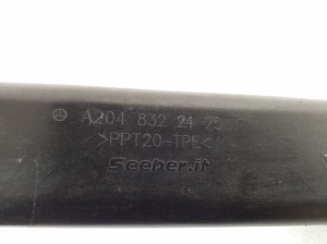 Mercedes Benz C-Class 204 (2007–2014) Sonstiges Teil der Scheibenwischerverkleidung A2048322425 - 2