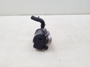 Volkswagen Passat B8 (2014–2023) Ventil Abgasrückführung 04L131501R - 6