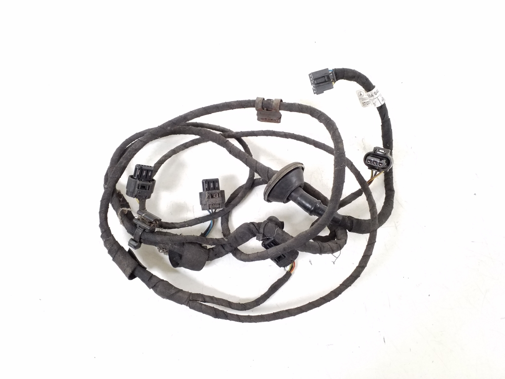 Used Mercedes Benz CClass Rear parking sensor cable A2045400708