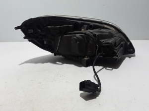 VOLVO XC60 (2008–2017) Esituli 30763145 - 3