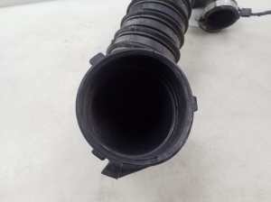  Air intake hose 