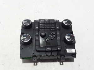  Interior shoulder control panel 