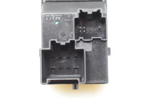 Opel Astra J (2009–2017) Rear side door window switch 13301886 - 2
