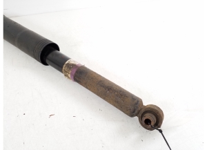 TOYOTA Avensis T27 (2008–2019) Stoßdämpfer hinten 48530-05372 - 2