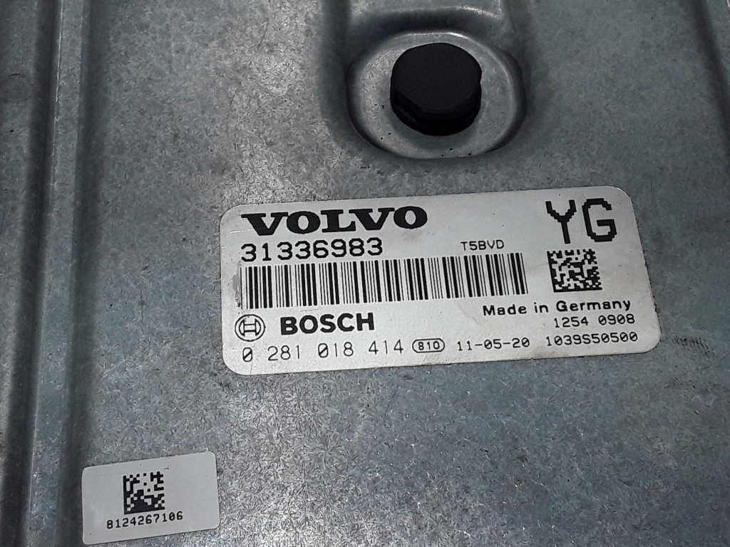 VOLVO XC60 1 generation (2008-2017) Engine Control Unit ECU 31336983 22429742