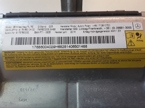 Mercedes Benz CLA-Class W117 (2013–2019) Põlveturvapadi A1768600402 - 3