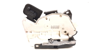   Rear side door lock  - 5K4839016R 