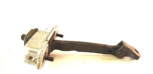 Hyundai i30 (2011–2017) Front door check - 3