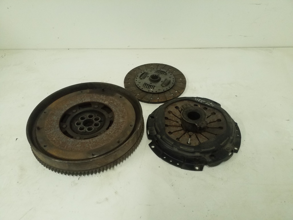 Used Iveco Daily Clutch and its parts