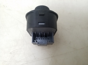 Skoda Superb (2008–2015) Mirror control switch 3T0959565A - 2