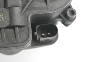 AUDI A3 8V (2012–2020) Tagumine pidurisadul 5Q0615405 - 3