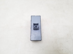 Skoda Superb (2008–2015) Front door glass switch - 2