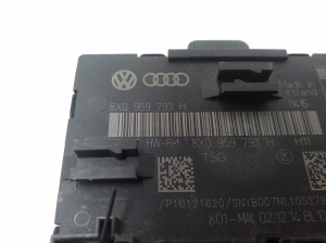 Skoda Superb (2008–2015) Front door control unit 8X0959793H - 4