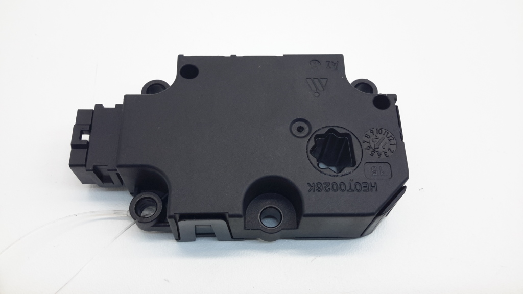 Mercedes Benz B-Class 246 (2011–2017) Heater flap actuator A2469064400 Mercedes Benz B-Class 246 (2011–2017) Heater flap actuator A2469064400