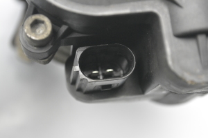 Volkswagen Golf VII (2012–2026) Rear brake caliper - 5