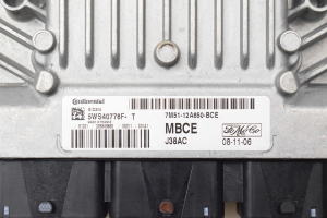 Ford Focus (2004–2011) Motorsteuergerät 7M5112A650BCE - 2