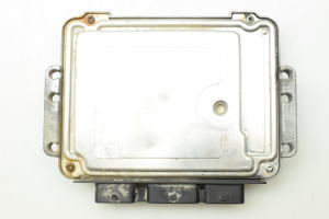 Ford Focus (2004–2011) Engine control unit 8M5112A650LB - 2
