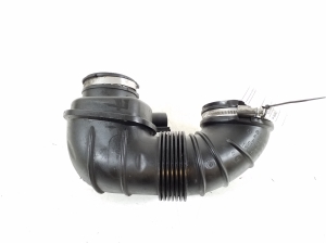 Mercedes Benz E-Class W212 (2009–2015) Õhu sisselaske voolik A6510900437 - 3