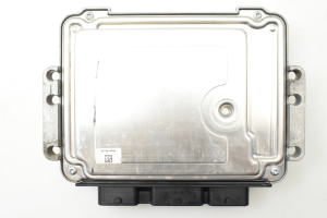 Ford Focus (2004–2011) Engine control unit 9M5112A650AD - 3