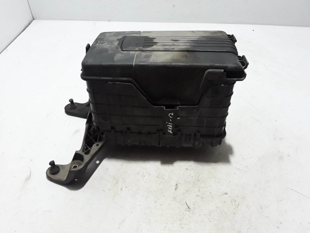 VOLKSWAGEN Caddy 3 generation (2004-2015) Battery holder 1K0915333 22429855
