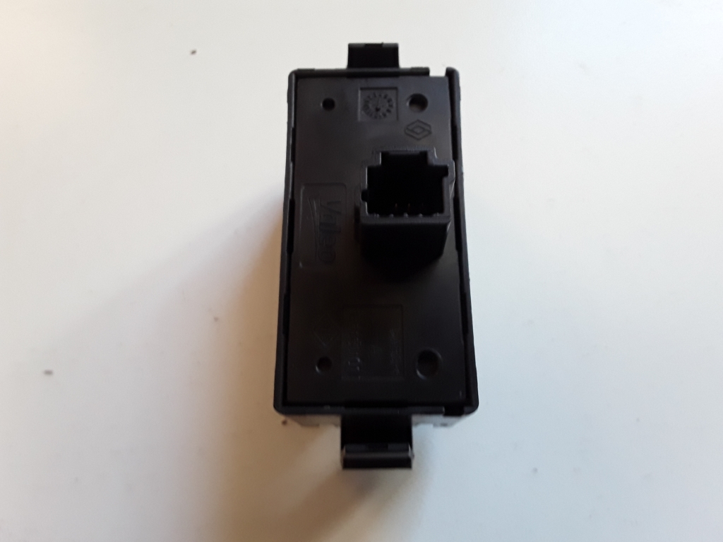 RENAULT Scenic 3 generation (2009-2015) кнопка опасности E3160101 27799595
