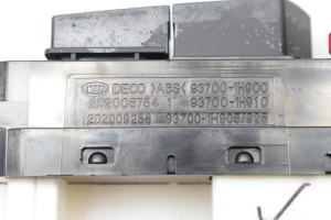 Kia ceed (2006–2012) Hazard light switch 937001H900 - 4