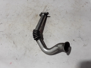  EGR valve pipe 