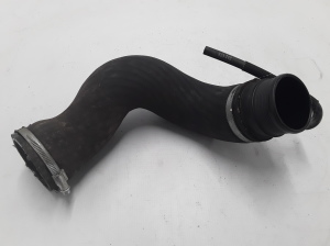  Intercooler hose 