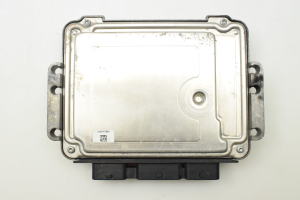 Peugeot 308 (2007–2015) Engine control unit 9664843780 - 3