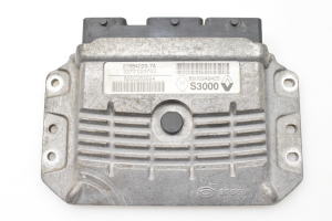Motorsteuergerät - 8200242405