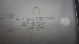 Mercedes Benz B-Class 246 (2011–2017) Sonstiges Teil der Scheibenwischerverkleidung A2468300052 - 2