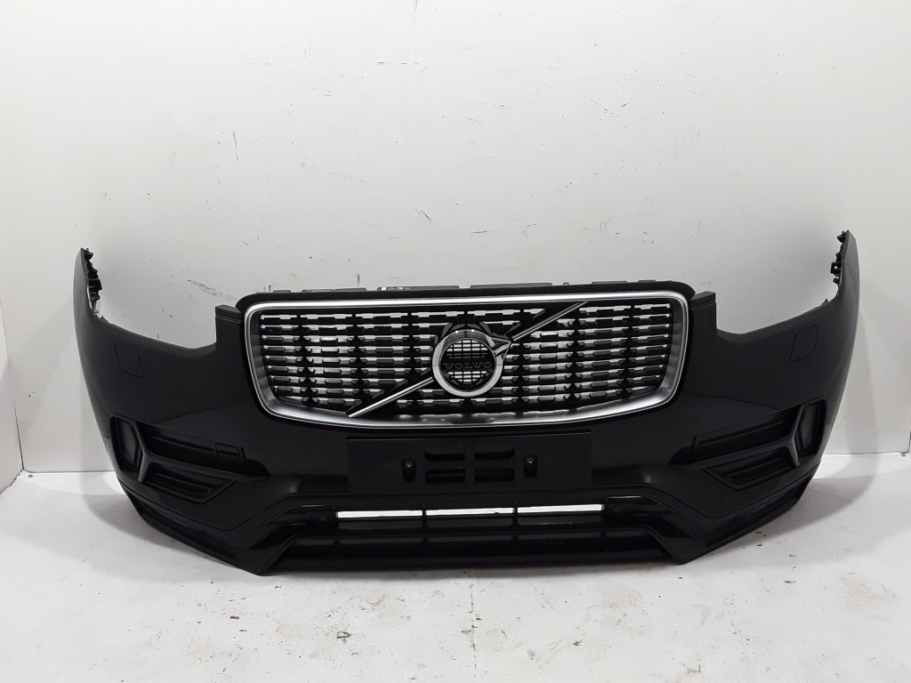 Used VOLVO XC90 Front bumper 31353362