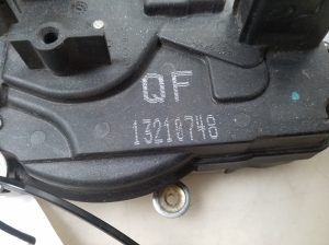 Opel Zafira B (2005–2014) Front door lock 13210748 - 2
