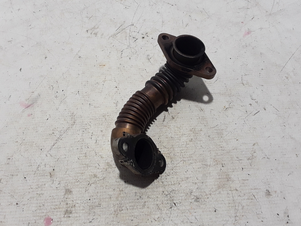 Used RENAULT Trafic EGR valve pipe 147252403R