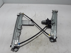 RENAULT Espace V (2014–2026) Front door window regulator 807330733R - 3