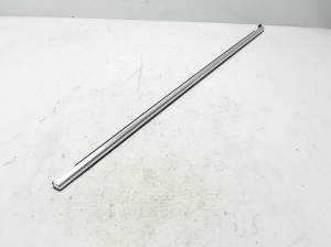 Rear side door outer window molding - 32237184