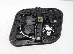 VOLVO XC90 (2015–2024) Aizmugurējo durvju logu pacēlājs 31349764 - 3