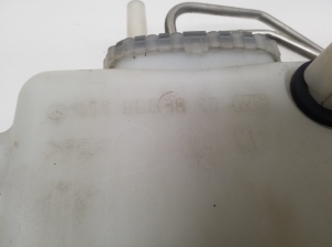 Mercedes Benz CLS-Class 219 (2004–2010) Front washer fluid reservoir A2118603860 - 3
