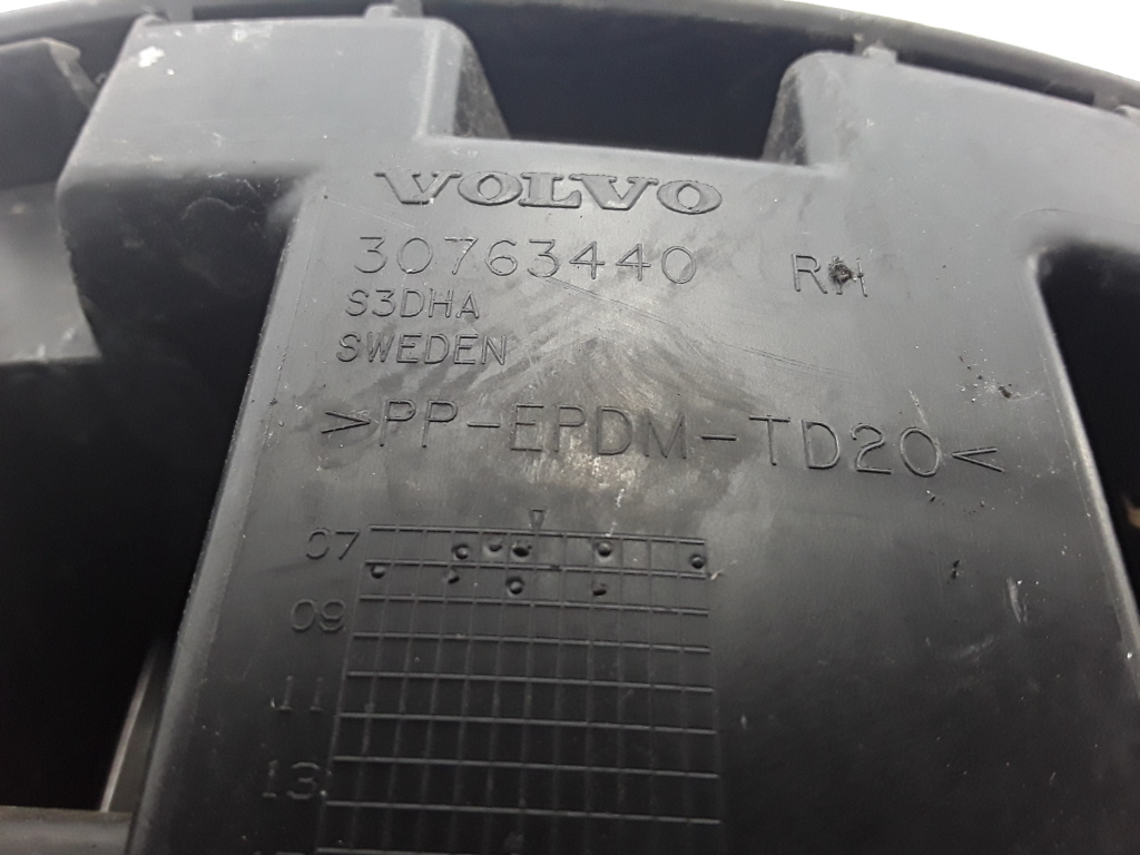 VOLVO XC60 1 generation (2008-2017) Rear Right Bumper Bracket 30763440 22299365