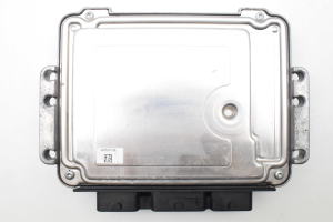 Peugeot 308 (2007–2015) Engine control unit 9664843780 - 4