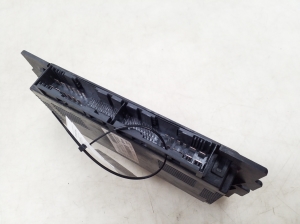 BMW 3 SERIES E90 (2004–2013) Light control module 9240530 - 5